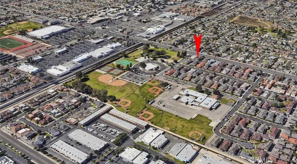 $3,650 | 16722 Goldenwest Street, Unit 1, Huntington Beach, CA 92647