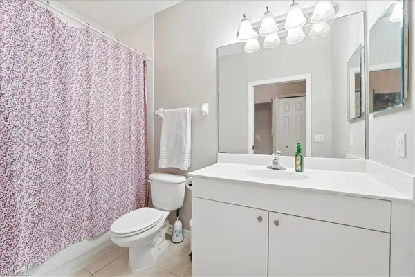 $285,000 | 422 Valerie Way, Unit 202, Naples, FL 34104