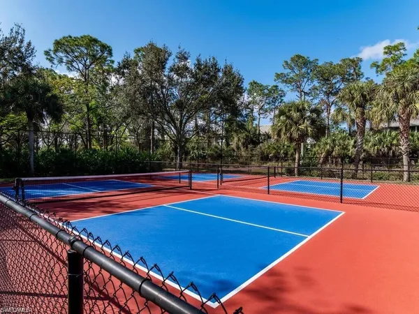 $285,000 | 422 Valerie Way, Unit 202, Naples, FL 34104