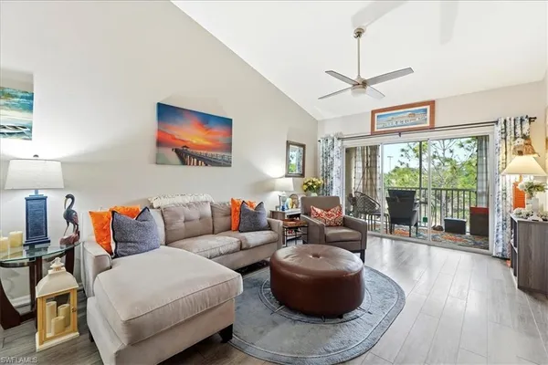 $285,000 | 422 Valerie Way, Unit 202, Naples, FL 34104