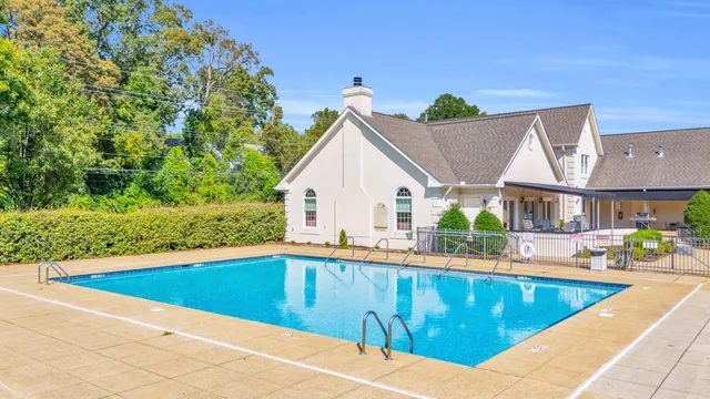 $640,000 | 1091 Constitution Drive, Chattanooga, TN 37405