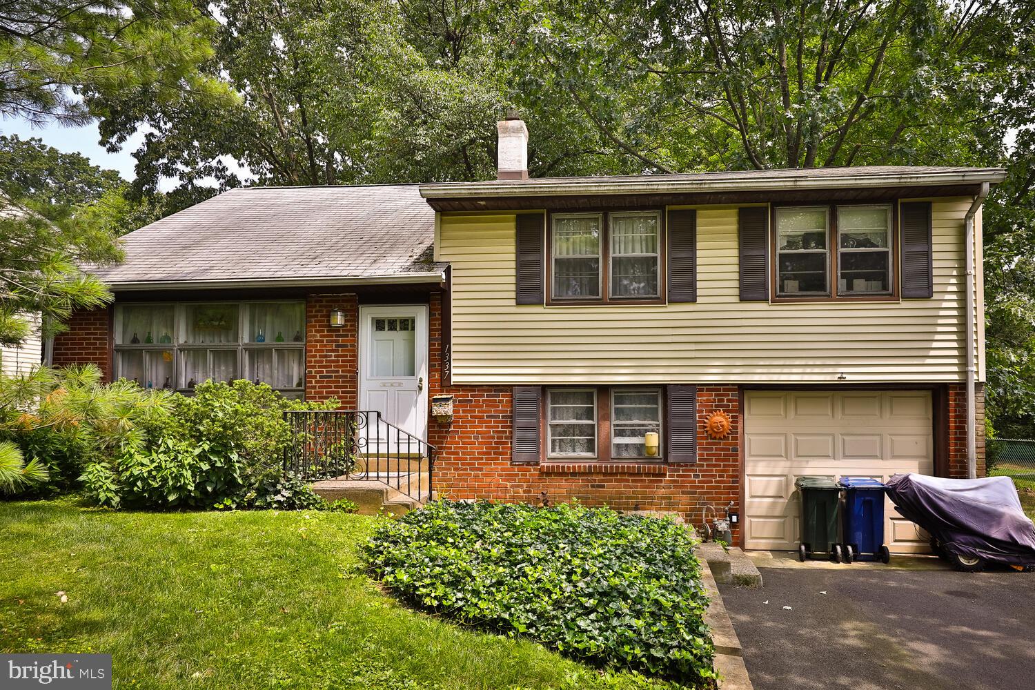 1337 Partridge Road Abington, PA 19001 - Photo 1 of 3 Gallery Image 1