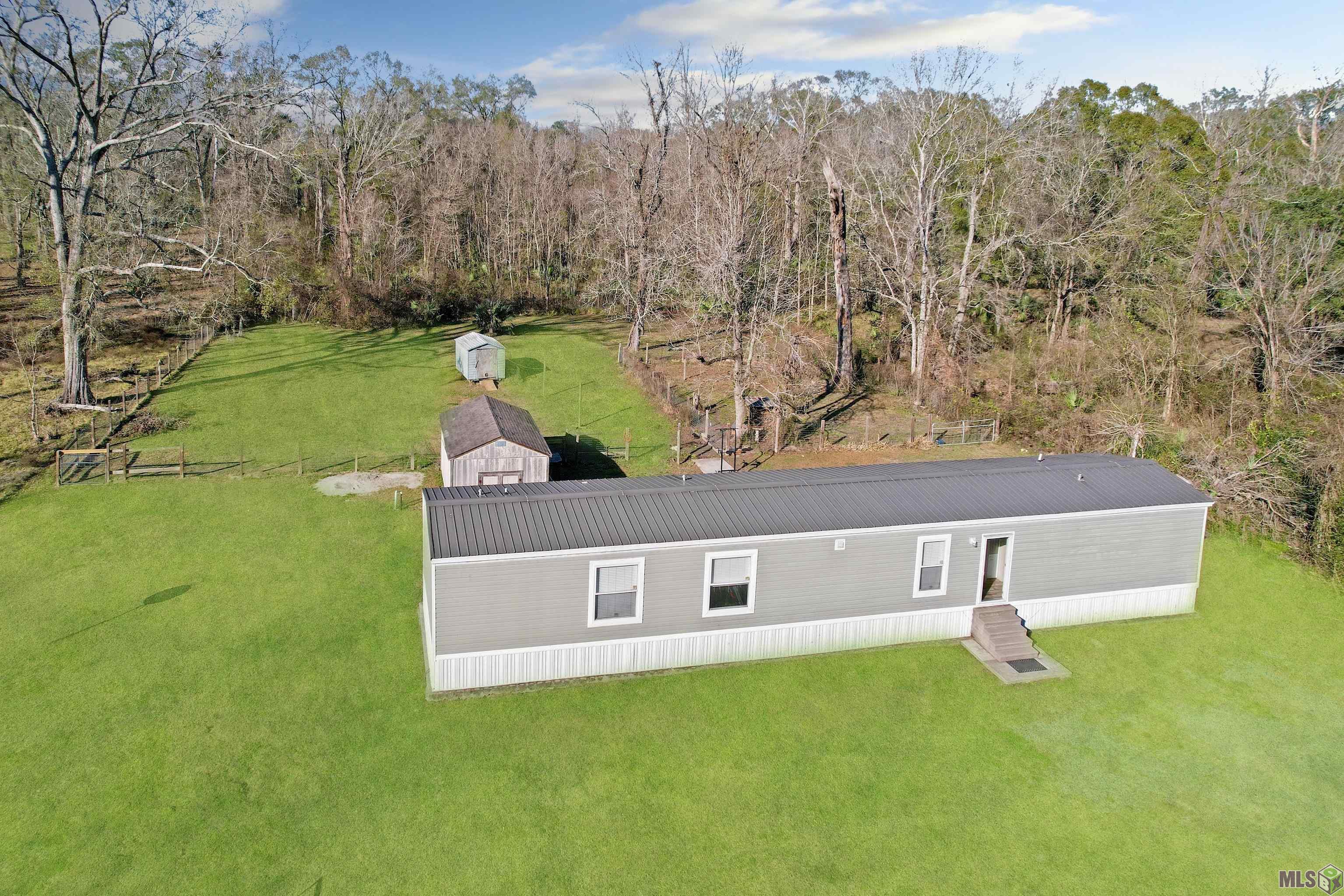 42320 Denver Hurst Road Gonzales, LA 70737 - Photo 2 of 22