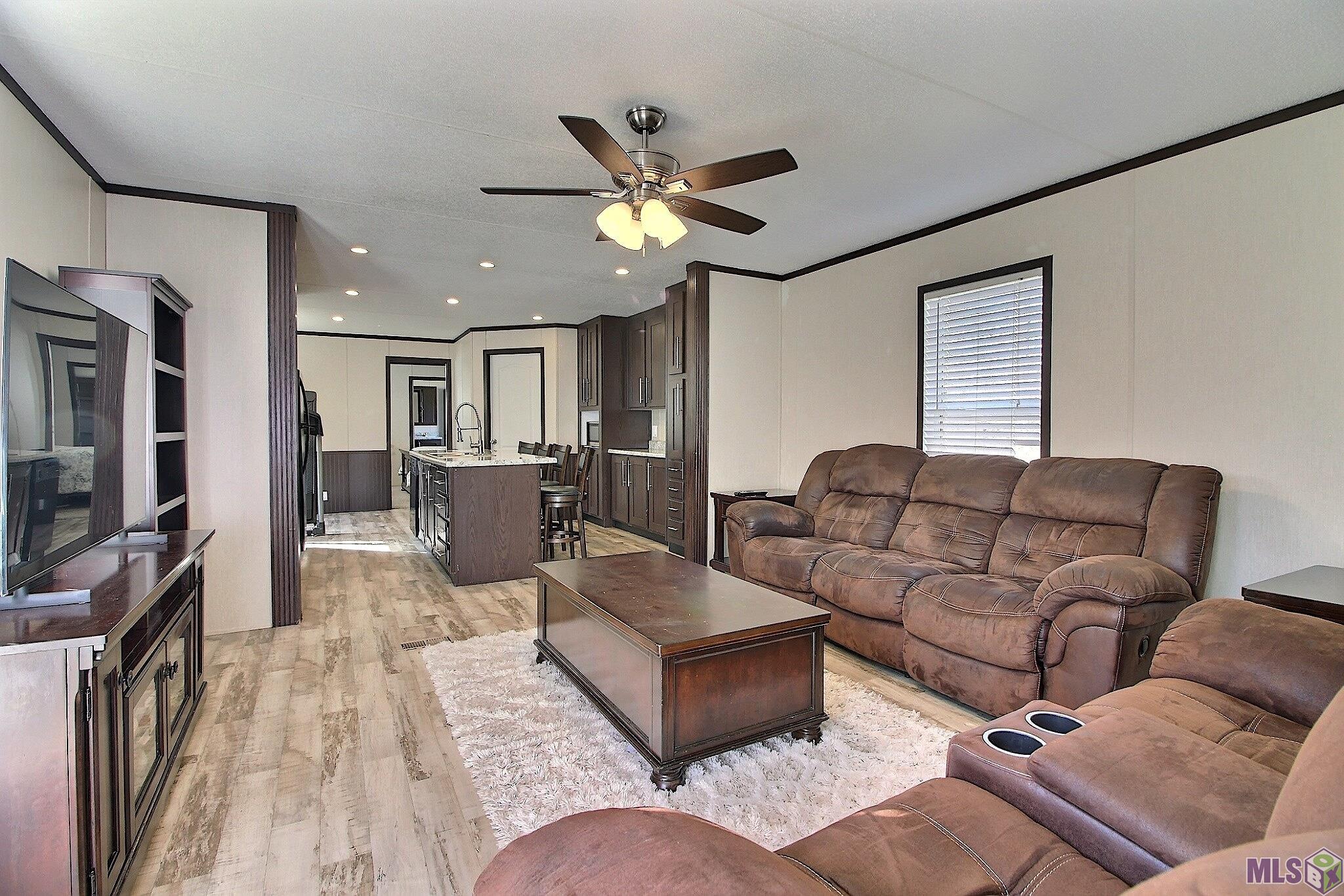 42320 Denver Hurst Road Gonzales, LA 70737 - Photo 4 of 22