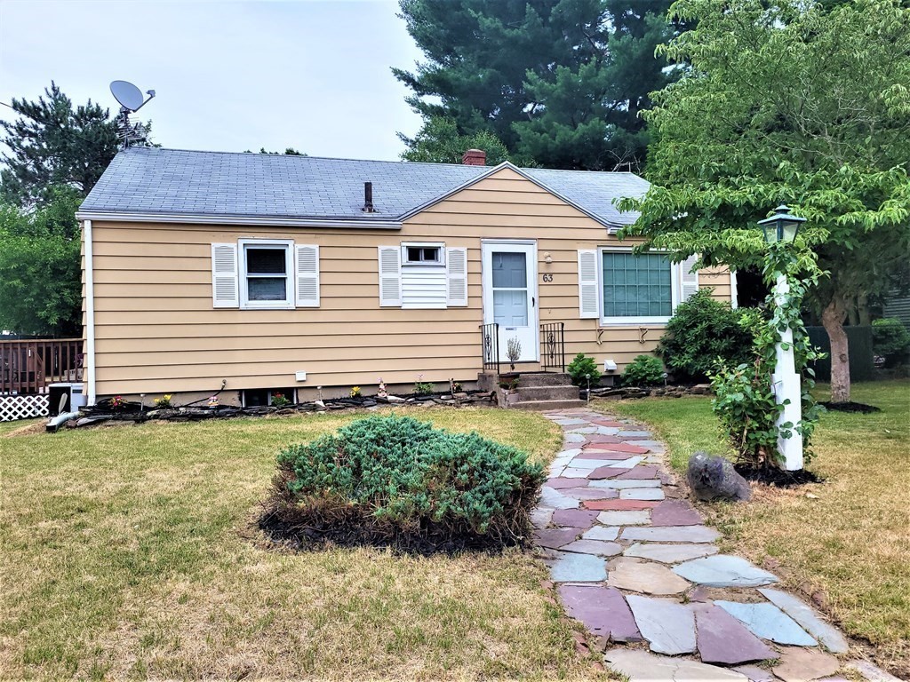63 Denwall Drive Springfield, MA 01119 - Photo 1 of 18 Gallery Image 1