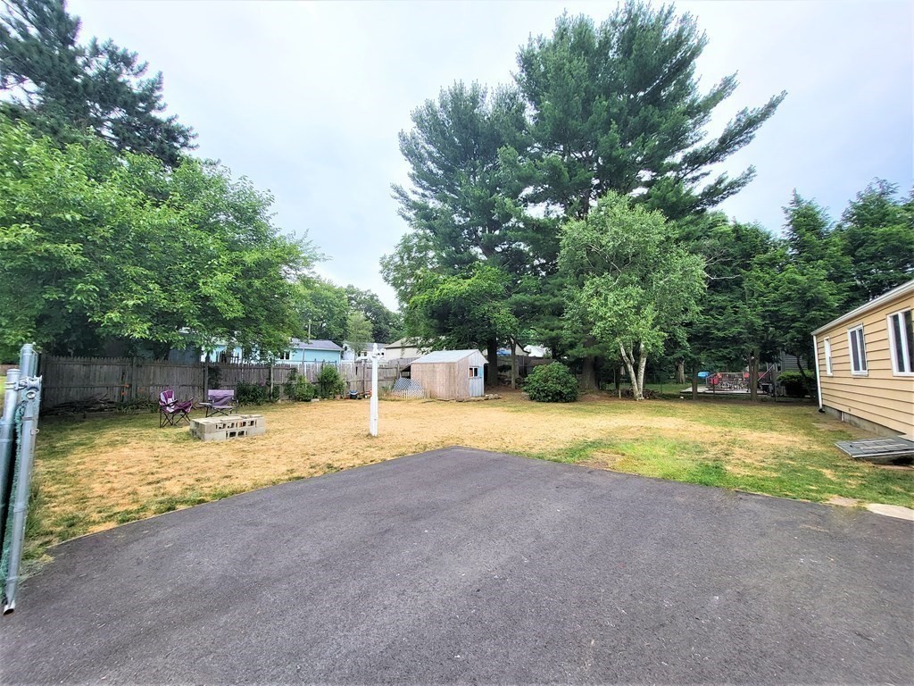 63 Denwall Drive Springfield, MA 01119 - Photo 17 of 18 Gallery Image 17