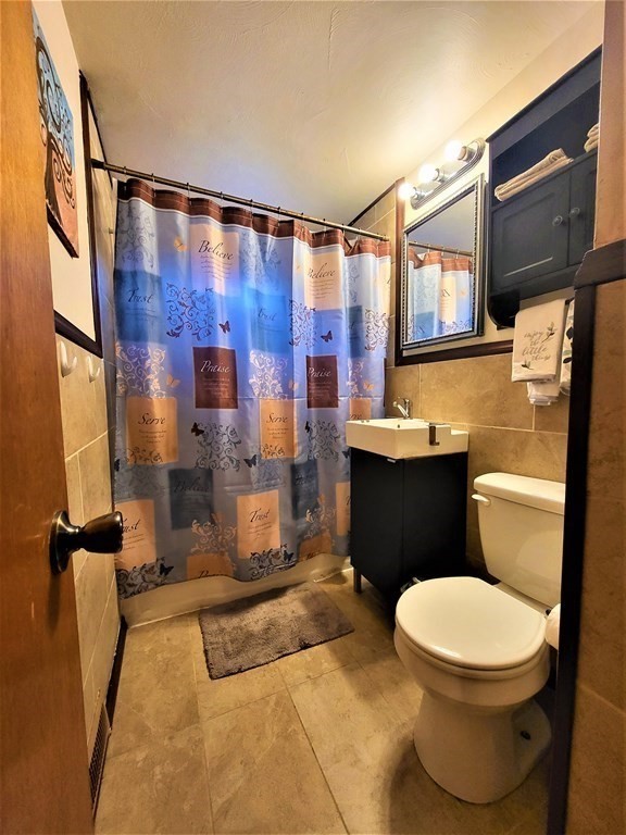 63 Denwall Drive Springfield, MA 01119 - Photo 6 of 18 Gallery Image 6