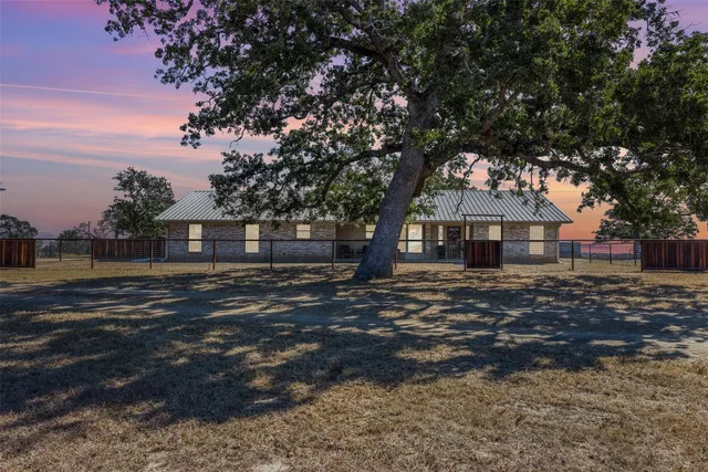 $449,999 | 9203 Highway 77, Rockdale, TX 76567