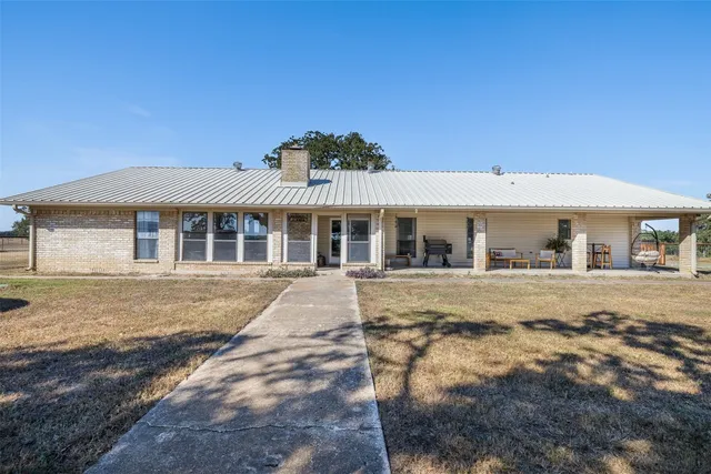 $449,999 | 9203 Highway 77, Rockdale, TX 76567