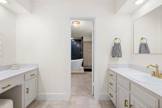 $449,999 | 9203 Highway 77, Rockdale, TX 76567