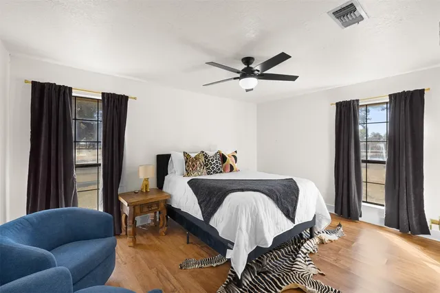 $449,999 | 9203 Highway 77, Rockdale, TX 76567