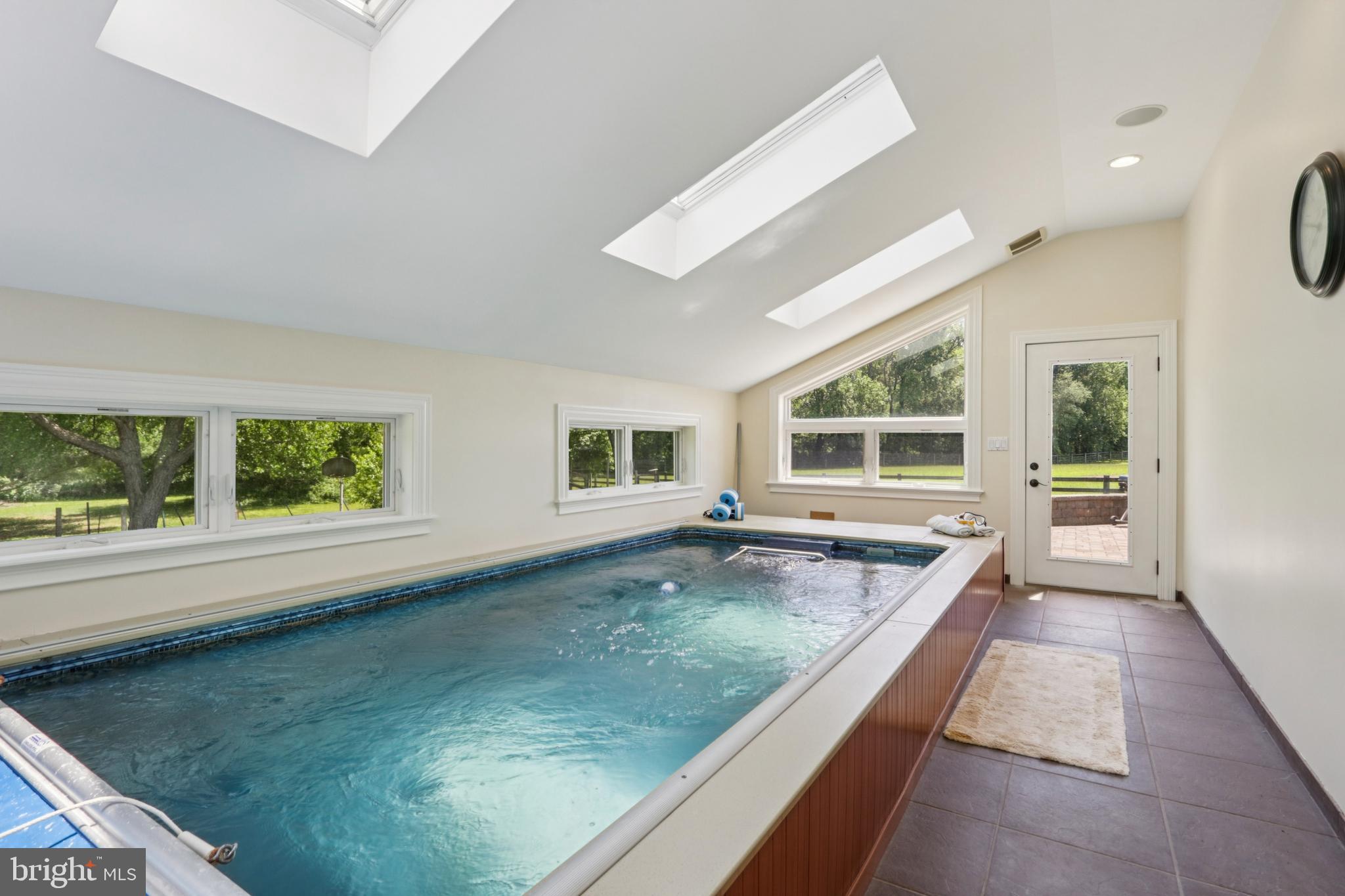 296 Sharon Road Robbinsville, NJ 08691 - Photo 26 of 107