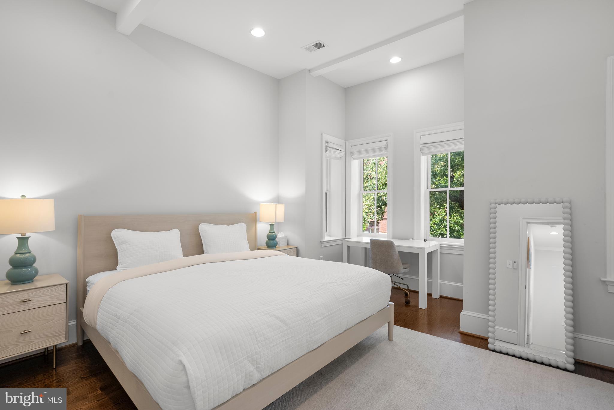 3322 Prospect Street Northwest Washington, DC 20007 - Photo 15 of 32