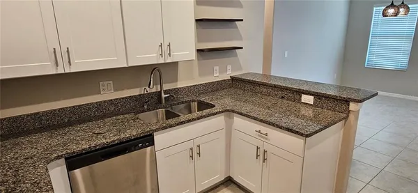 $1,995 | 13475 Crest Lake Drive, Hudson, FL 34669