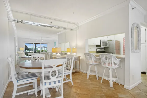 $2,400 | 4428 Northeast Ocean Boulevard, Unit G1, Jensen Beach, FL 34957