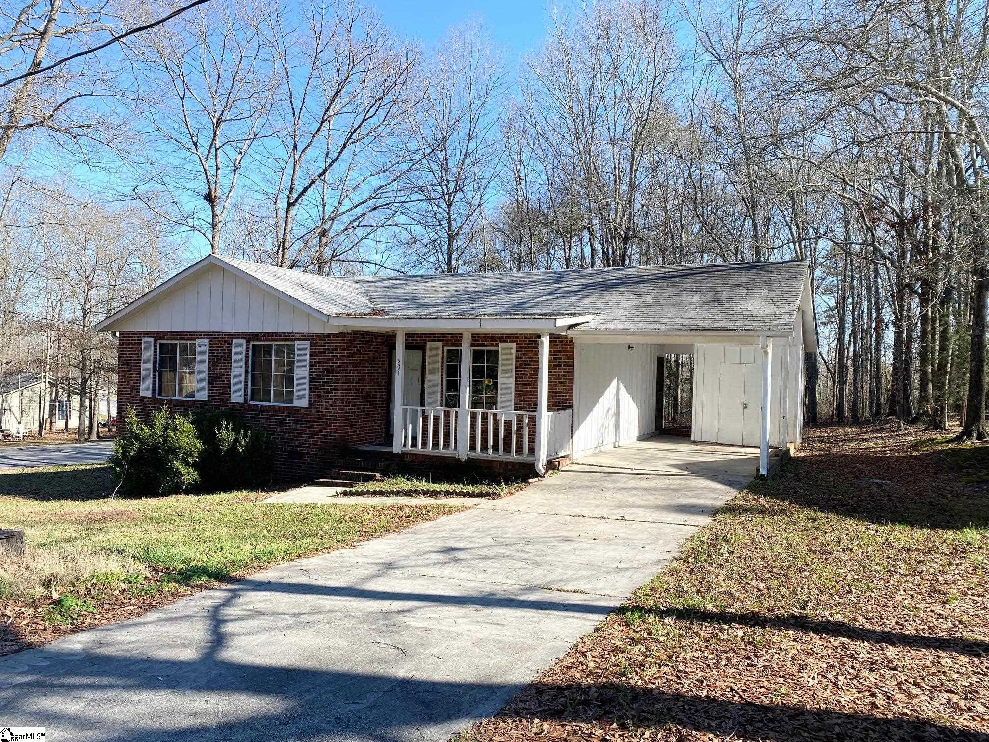 401 Rosemary Lane Fountain Inn, SC 29644 - Photo 2 of 13