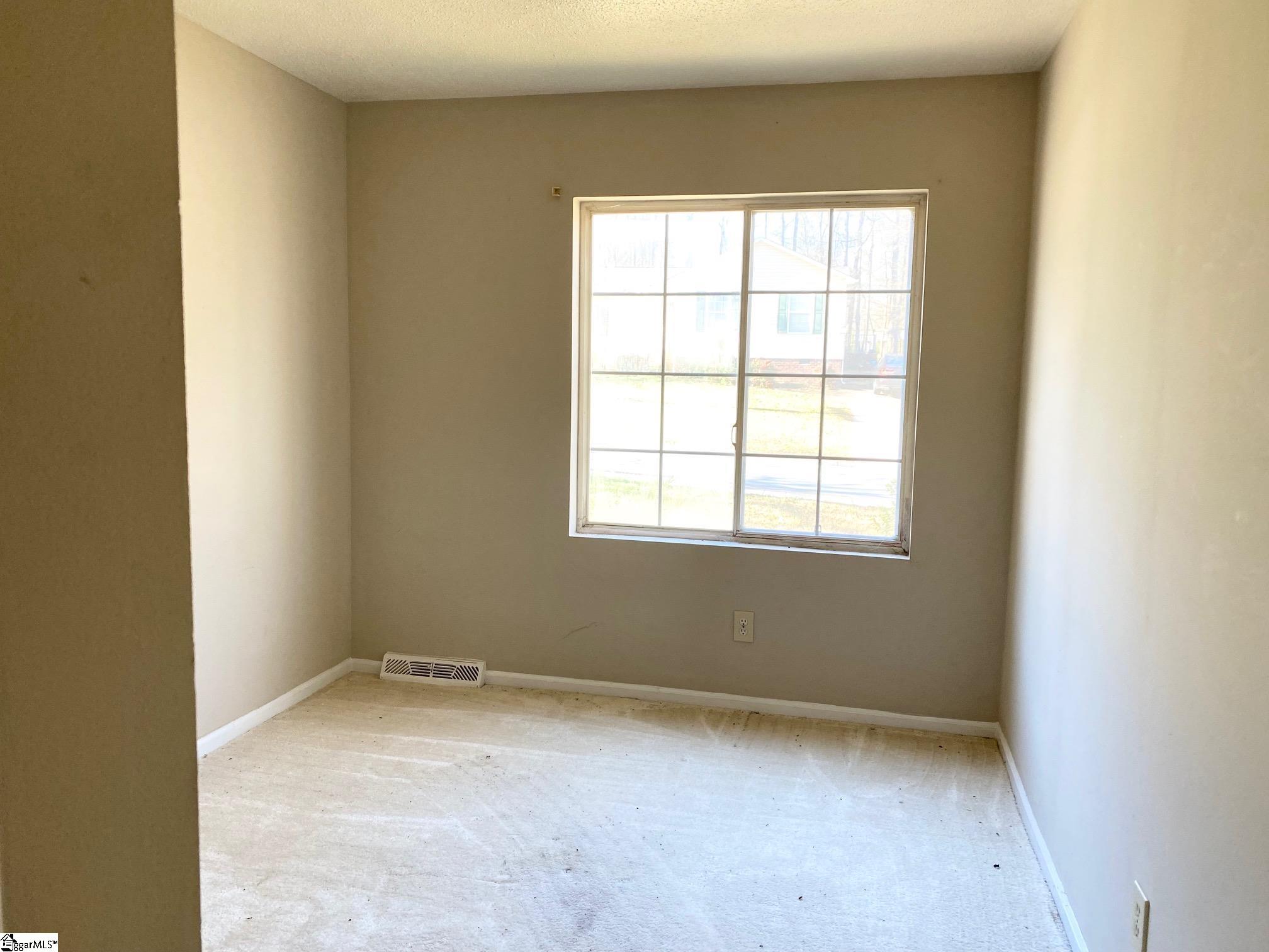 401 Rosemary Lane Fountain Inn, SC 29644 - Photo 8 of 13