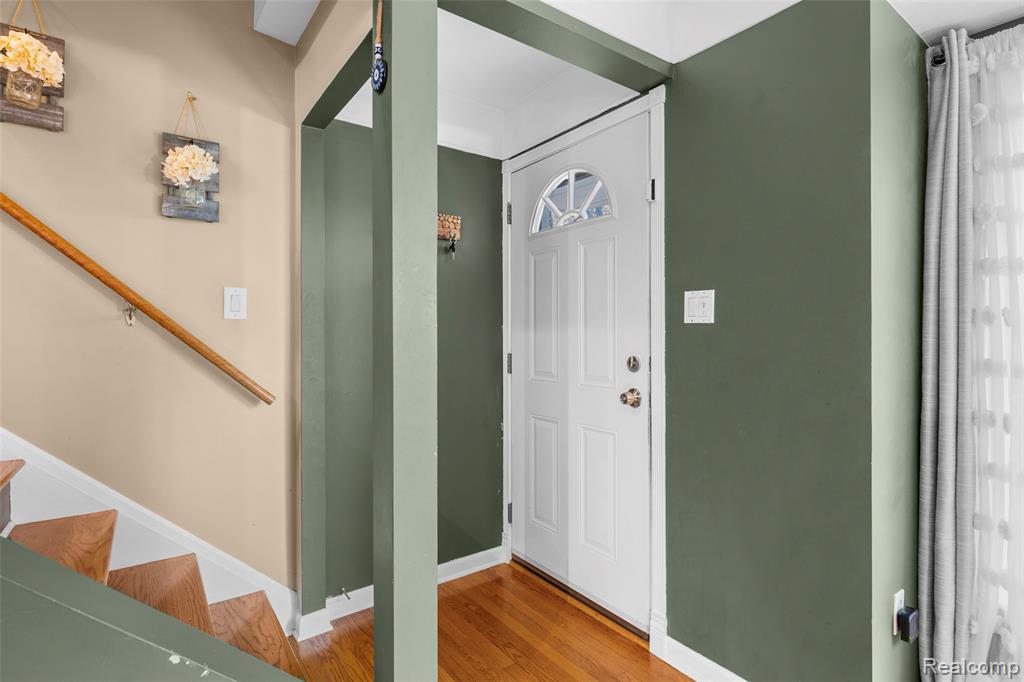 13321 Rosedale Street Southgate, MI 48195 - Photo 5 of 38