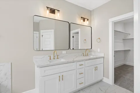 $349,900 | 5828 Highland Sun Lane, Houston, TX 77091