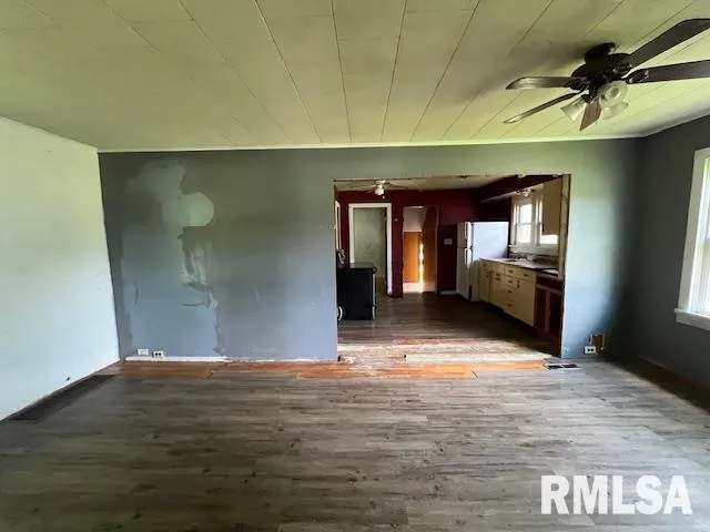 $19,900 | 475 Holt Street, Vergennes, IL 62994