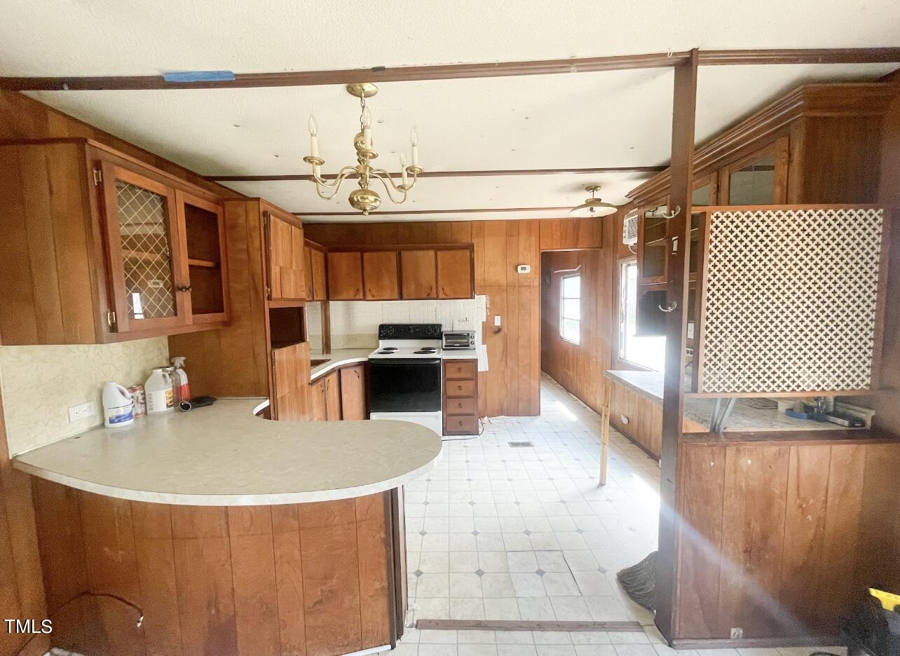 144 Henderson Road Roxboro, NC 27573 - Photo 6 of 11 IMG_4547