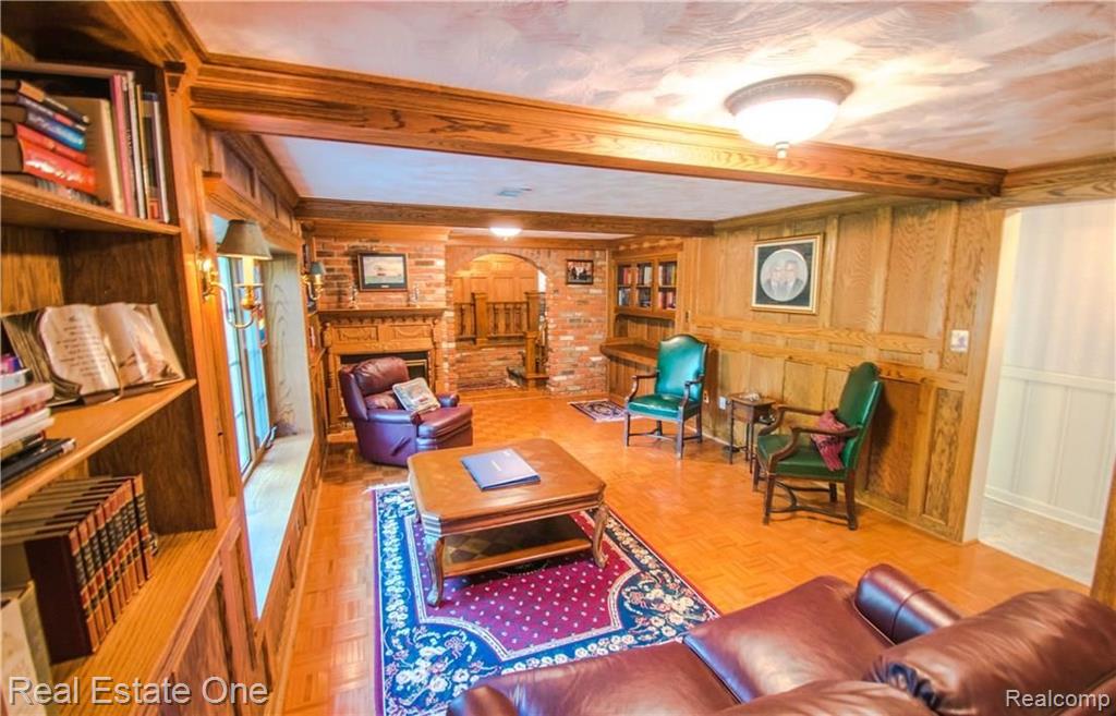 590 Lehigh Road Rochester Hills, MI 48307 - Photo 20 of 37