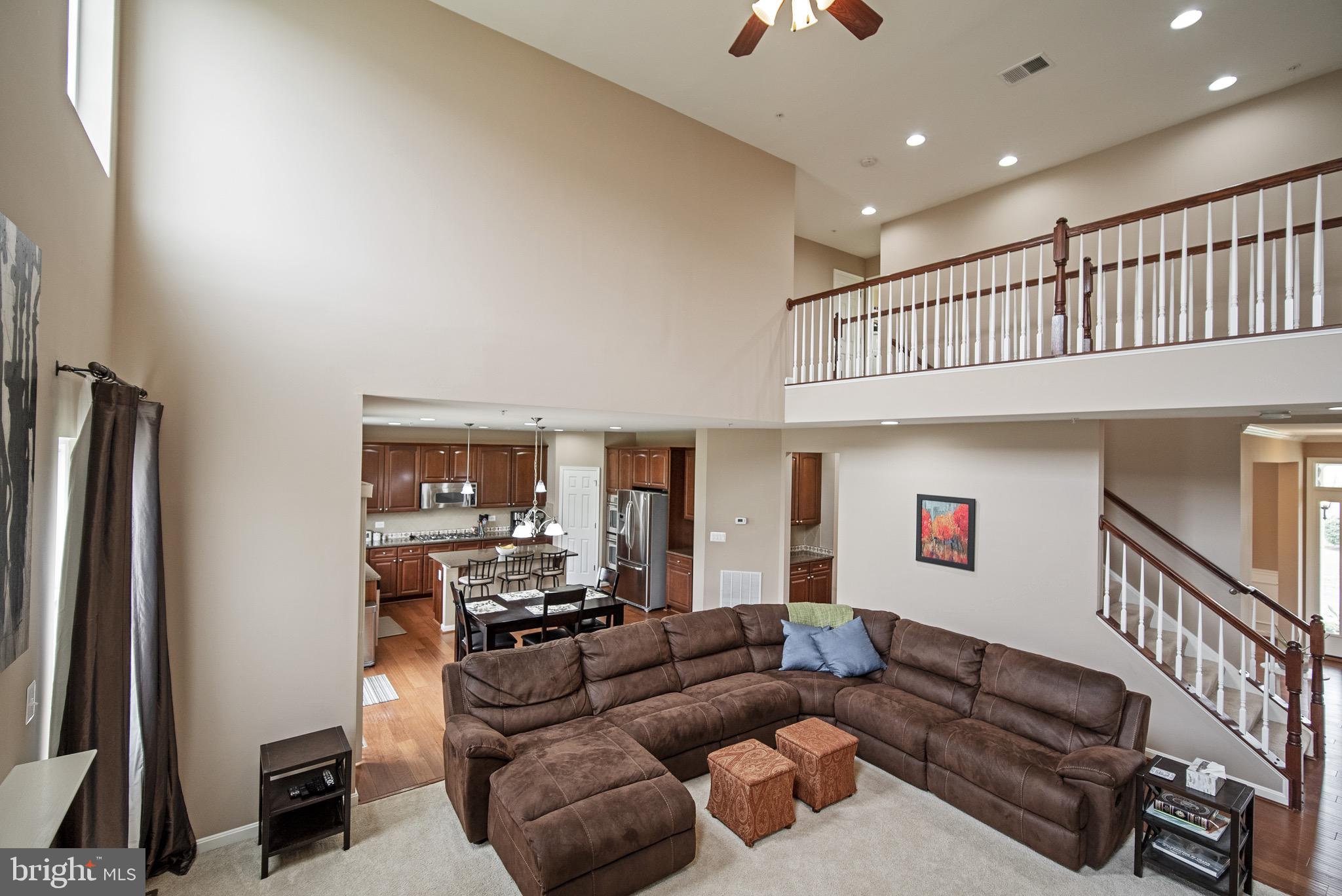 13919 Schaeffer Road Boyds, MD 20841 - Photo 10 of 30 Family room