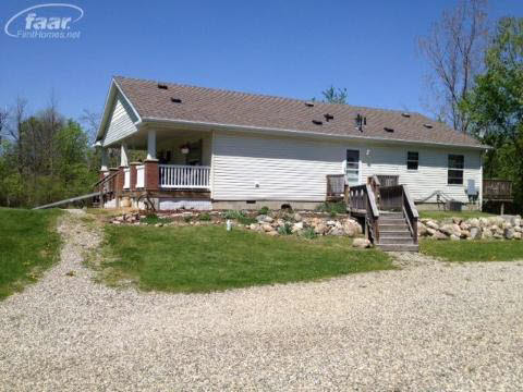 14976 Jeddo Road Brown City, MI 48416 - Photo 13 of 16 20355855-12.JPG