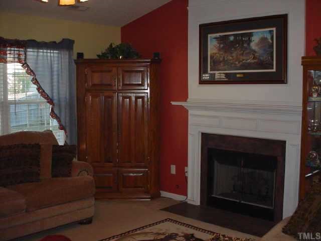 4212 Ivy Hill Road Raleigh, NC 27616 - Photo 4 of 10 Gallery Image 4