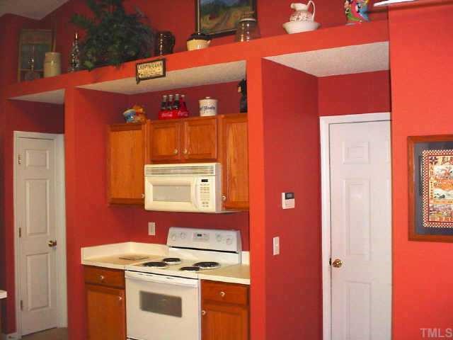4212 Ivy Hill Road Raleigh, NC 27616 - Photo 7 of 10 Gallery Image 7