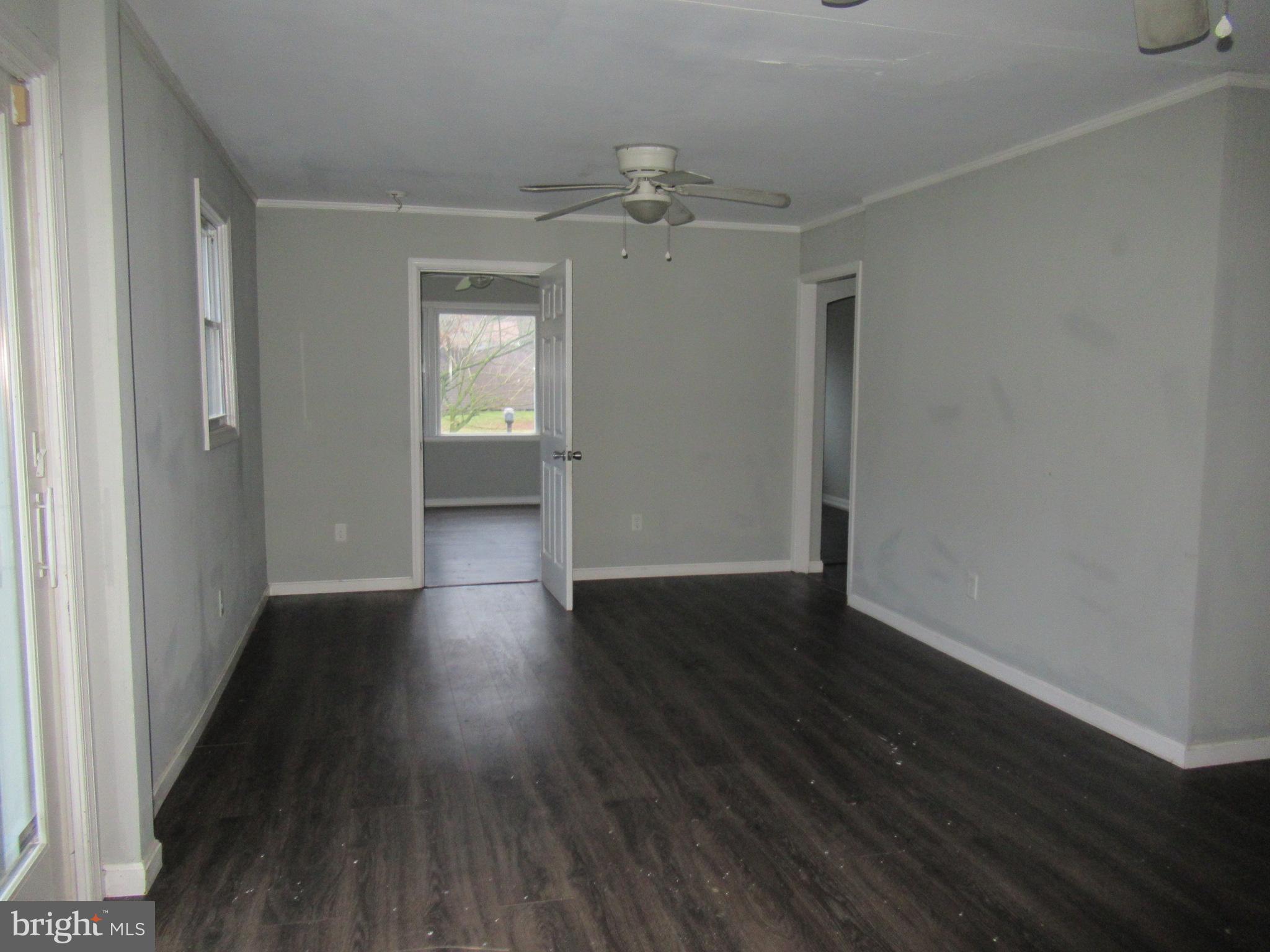206 Pine Street Ellendale, DE 19941 - Photo 11 of 19 living room (view 2)