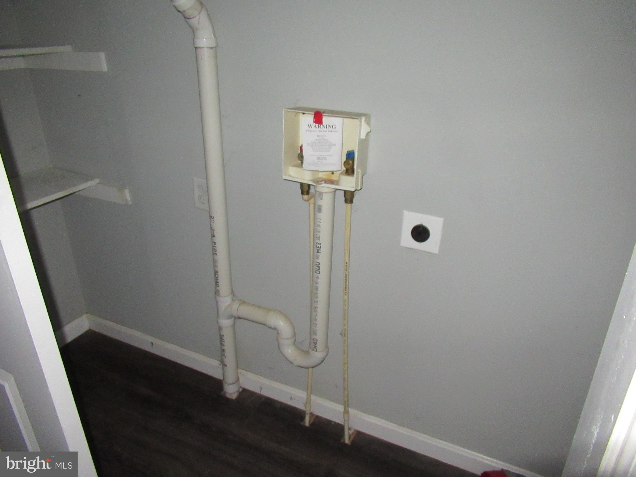 206 Pine Street Ellendale, DE 19941 - Photo 9 of 19 laundry area