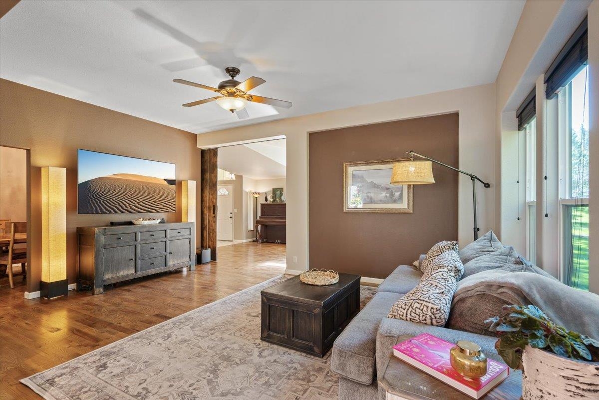 5411 East Corkery Road Spokane, WA 99223 - Photo 13 of 46