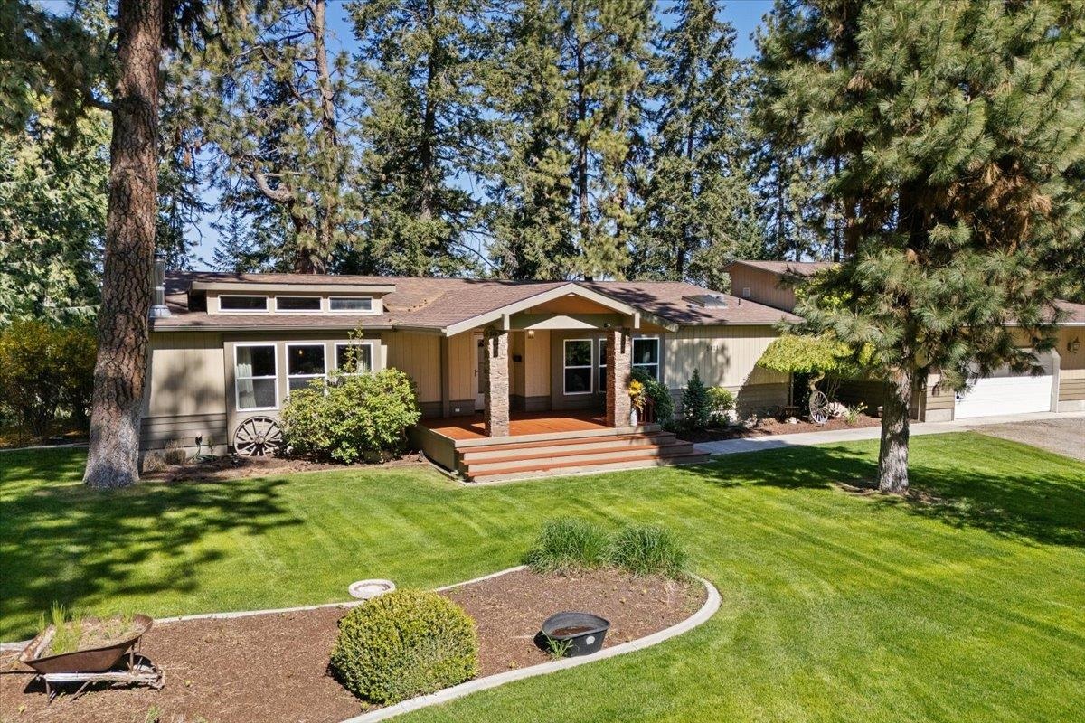 5411 East Corkery Road Spokane, WA 99223 - Photo 4 of 46