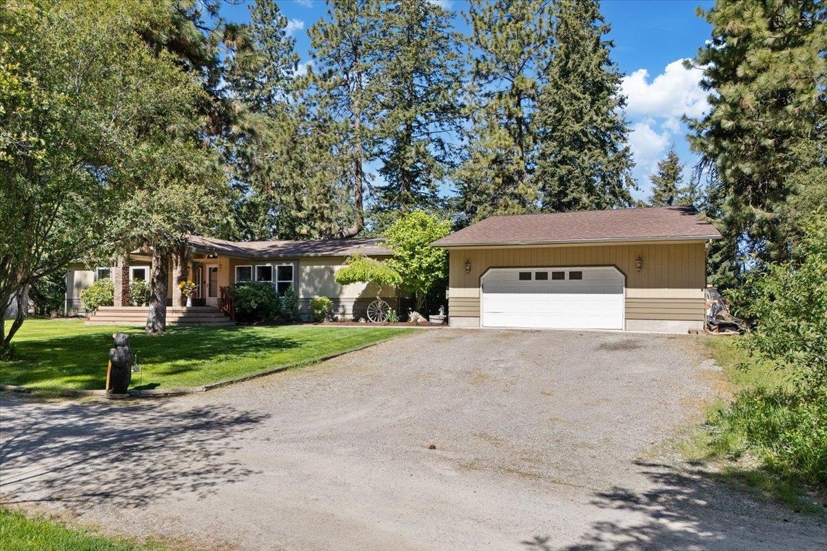 5411 East Corkery Road Spokane, WA 99223 - Photo 5 of 46