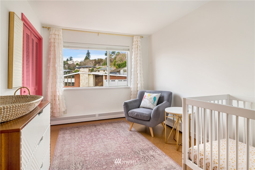 4217 Southwest Donovan Street Seattle, WA 98136 - Photo 26 of 40 Gallery Image 26