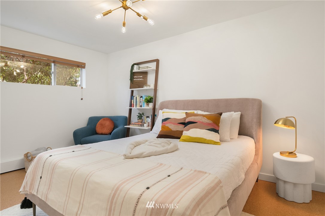 4217 Southwest Donovan Street Seattle, WA 98136 - Photo 29 of 40 Gallery Image 29
