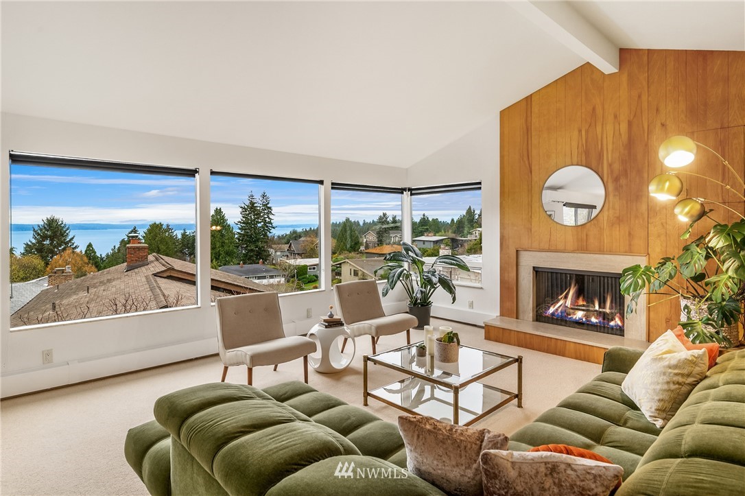 4217 Southwest Donovan Street Seattle, WA 98136 - Photo 9 of 40 Gallery Image 9