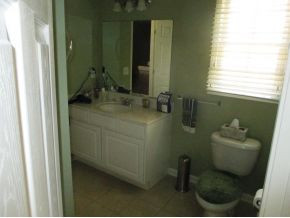 29 Cherokee Ridge Court, Unit 29 Johnson City, TN 37604 - Photo 15 of 16 Upstairs Bath