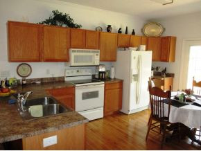 29 Cherokee Ridge Court, Unit 29 Johnson City, TN 37604 - Photo 6 of 16 Photo 6