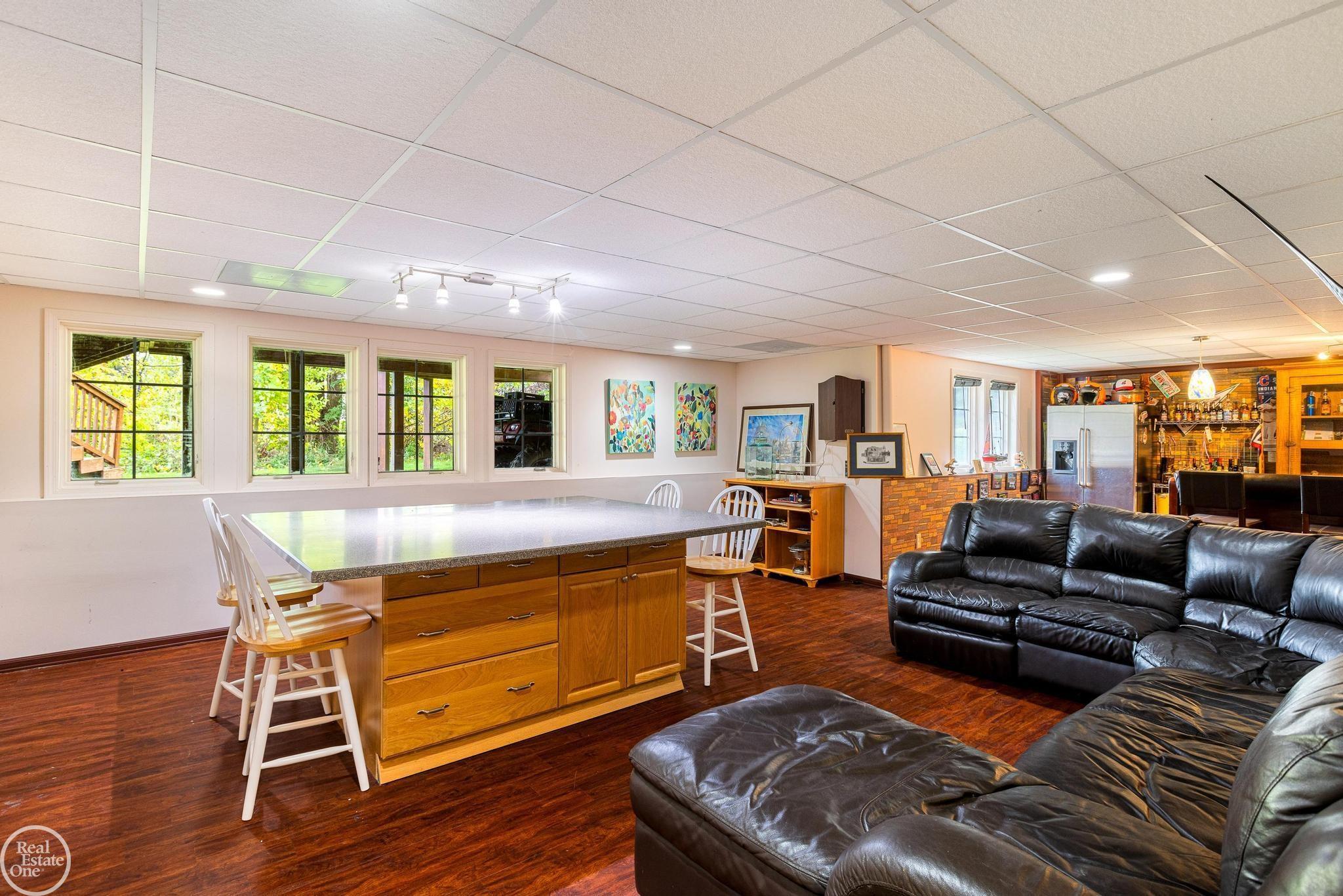 2457 Andover Boulevard Rochester, MI 48306 - Photo 42 of 74