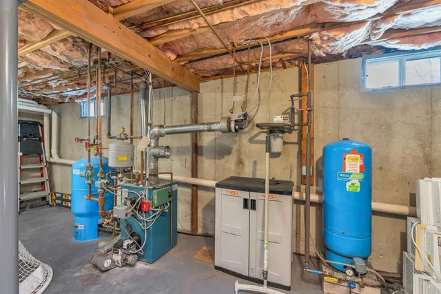 $740,000 | 46 Goodhue Road, Derry, NH 03038