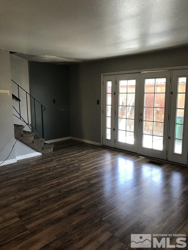 90 Smithridge Park, Unit 90 Reno, NV 89502 - Photo 3 of 5 Photo 3