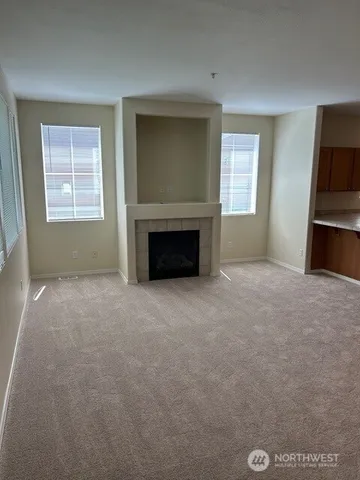 $415,000 | 2055 Garry Oaks Avenue, Unit B, DuPont, WA 98327