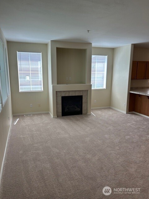 2055 Garry Oaks Avenue, Unit B DuPont, WA 98327 - Photo 3 of 22