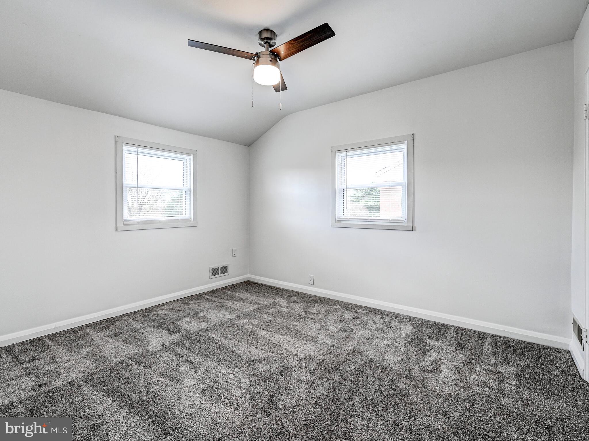2770 Moorgate Road Baltimore, MD 21222 - Photo 15 of 24