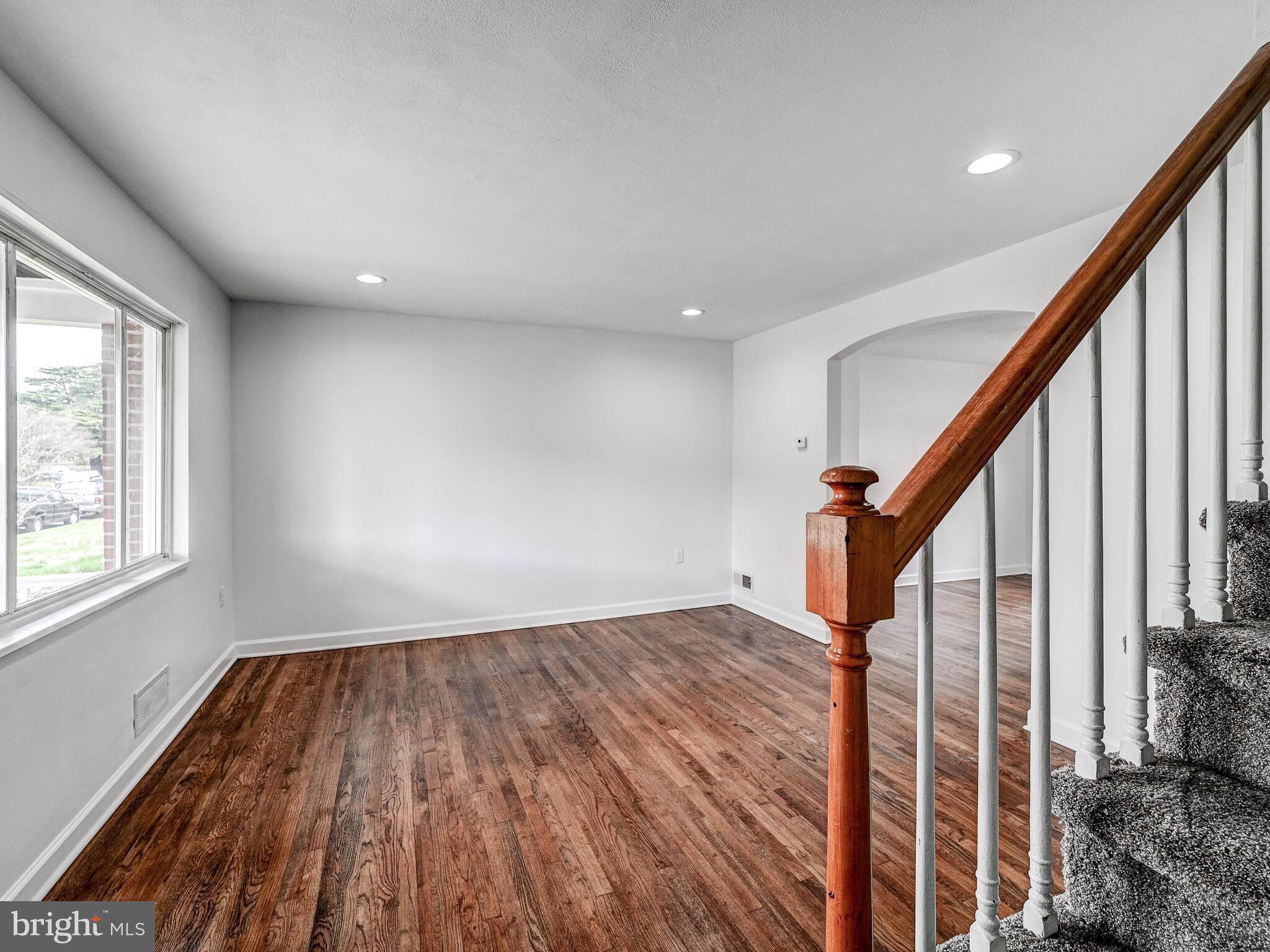 2770 Moorgate Road Baltimore, MD 21222 - Photo 7 of 24