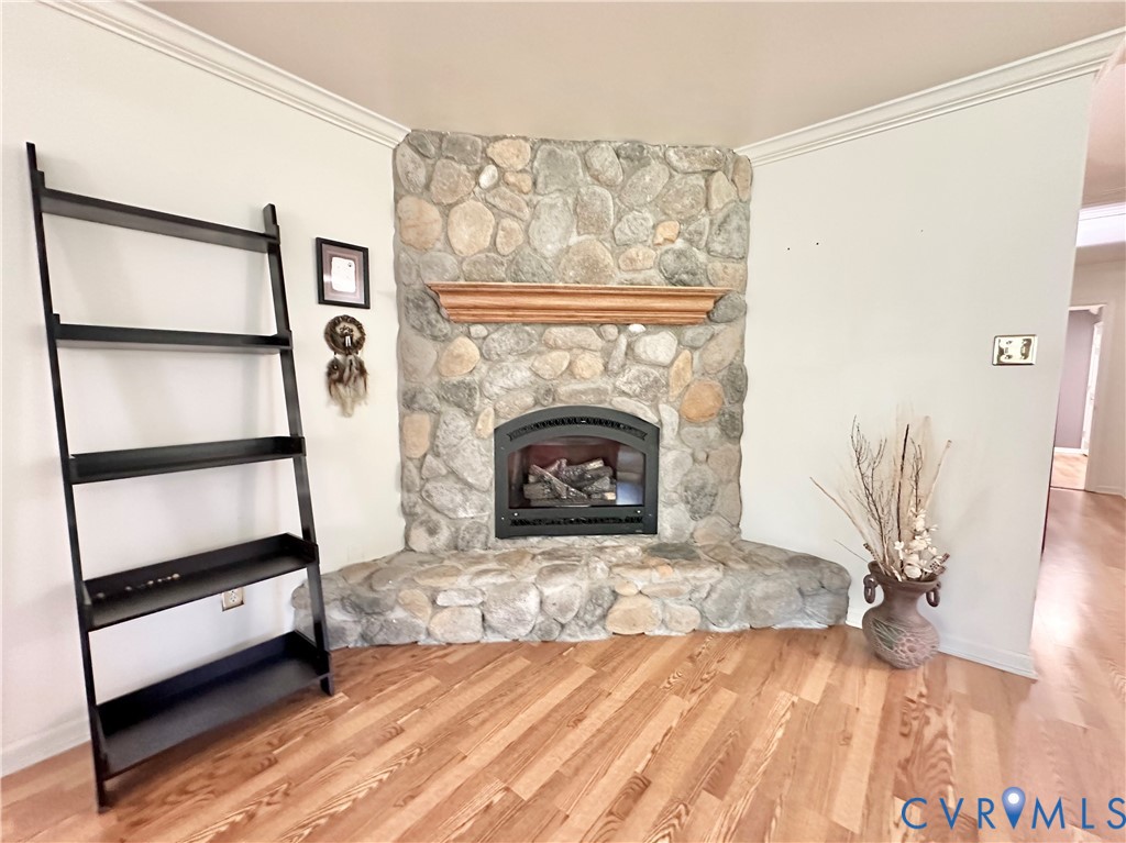 4352 Pierce Road Powhatan, VA 23139 - Photo 8 of 50