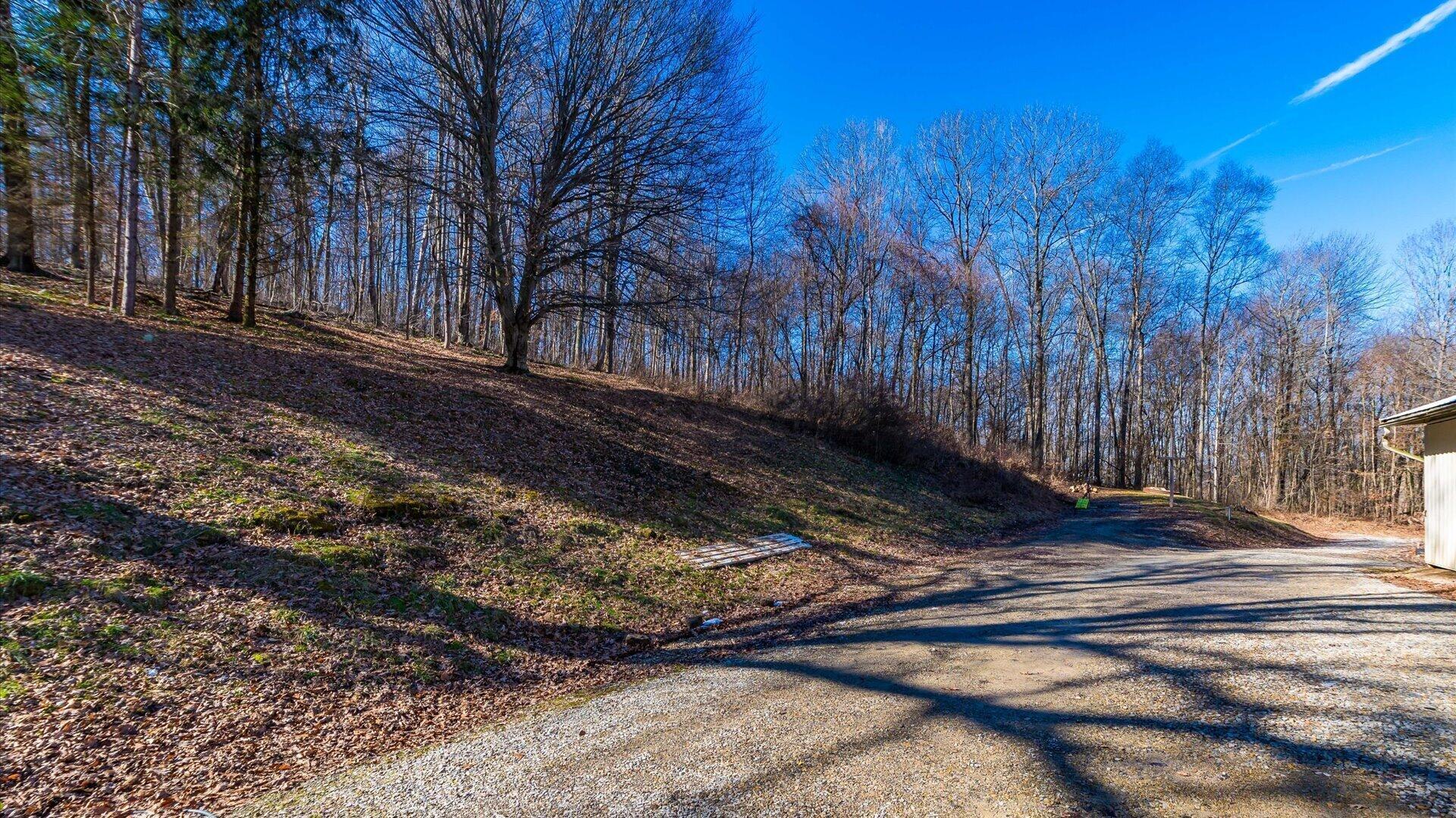 10050 Perryton Road Frazeysburg, OH 43822 - Photo 41 of 47 44-zj 10050 Perryton Rd087-2
