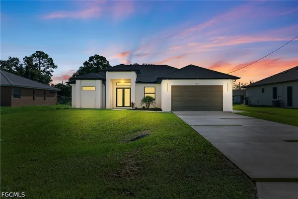 $349,900 | 1824 Jacinto Avenue, Lehigh Acres, FL 33972